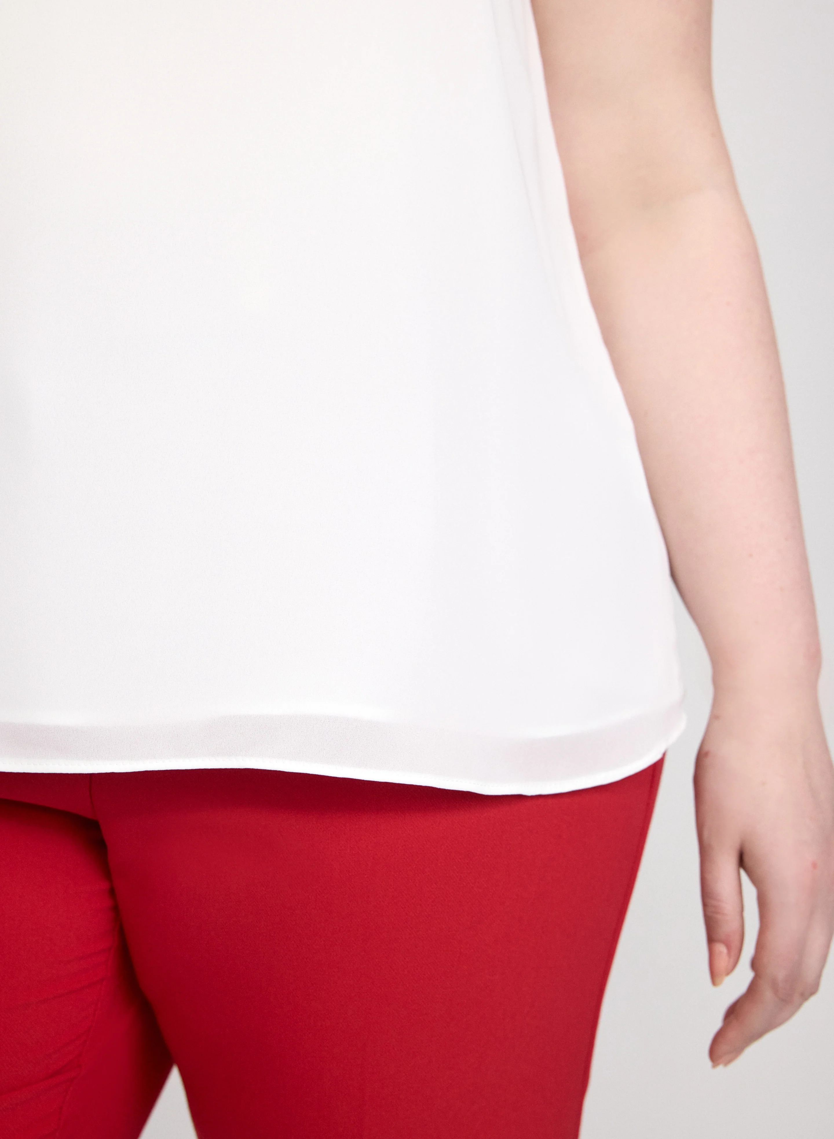 Sleeveless V-Neck Blouse - Image 11