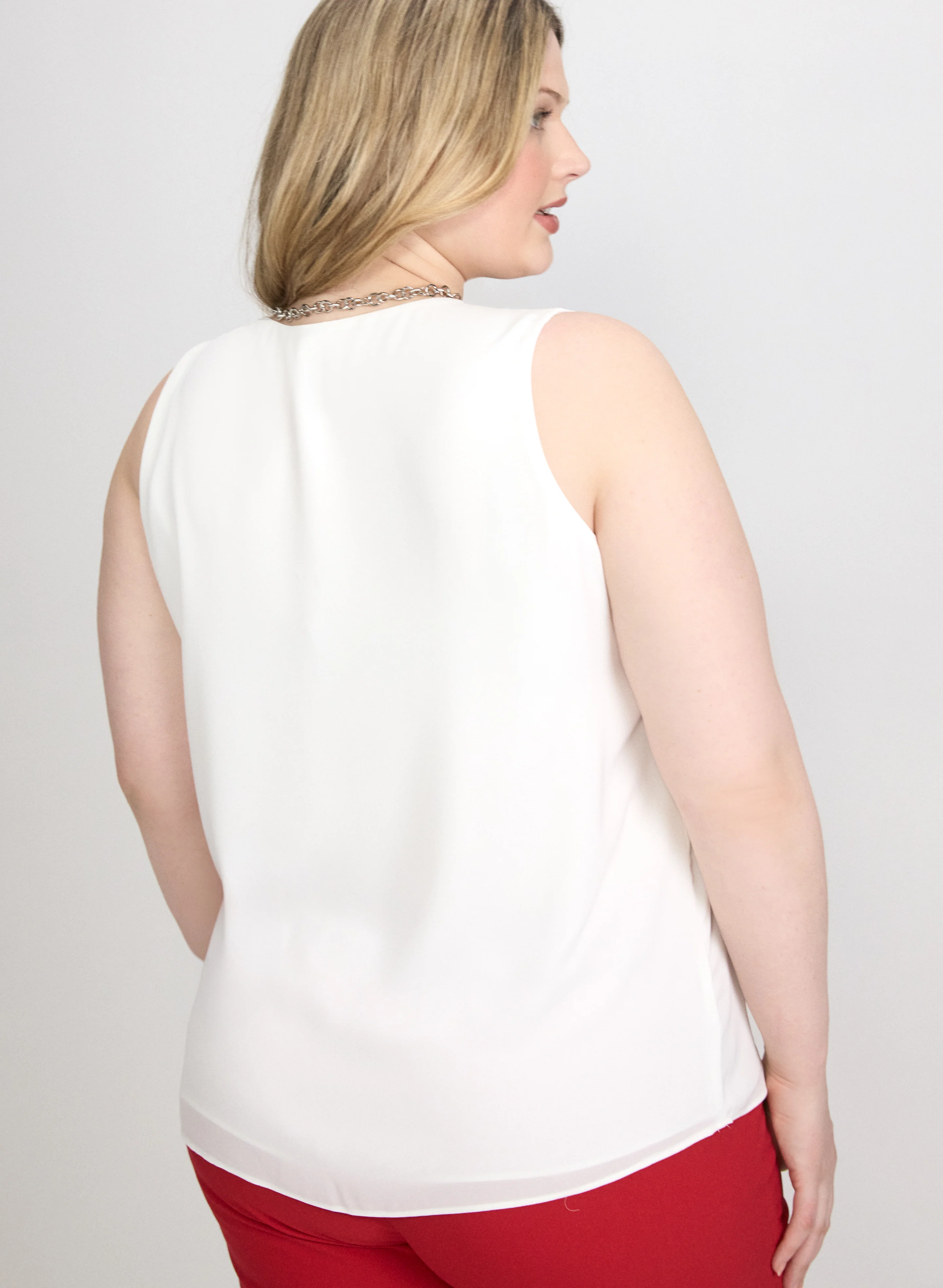 Sleeveless V-Neck Blouse - Image 13
