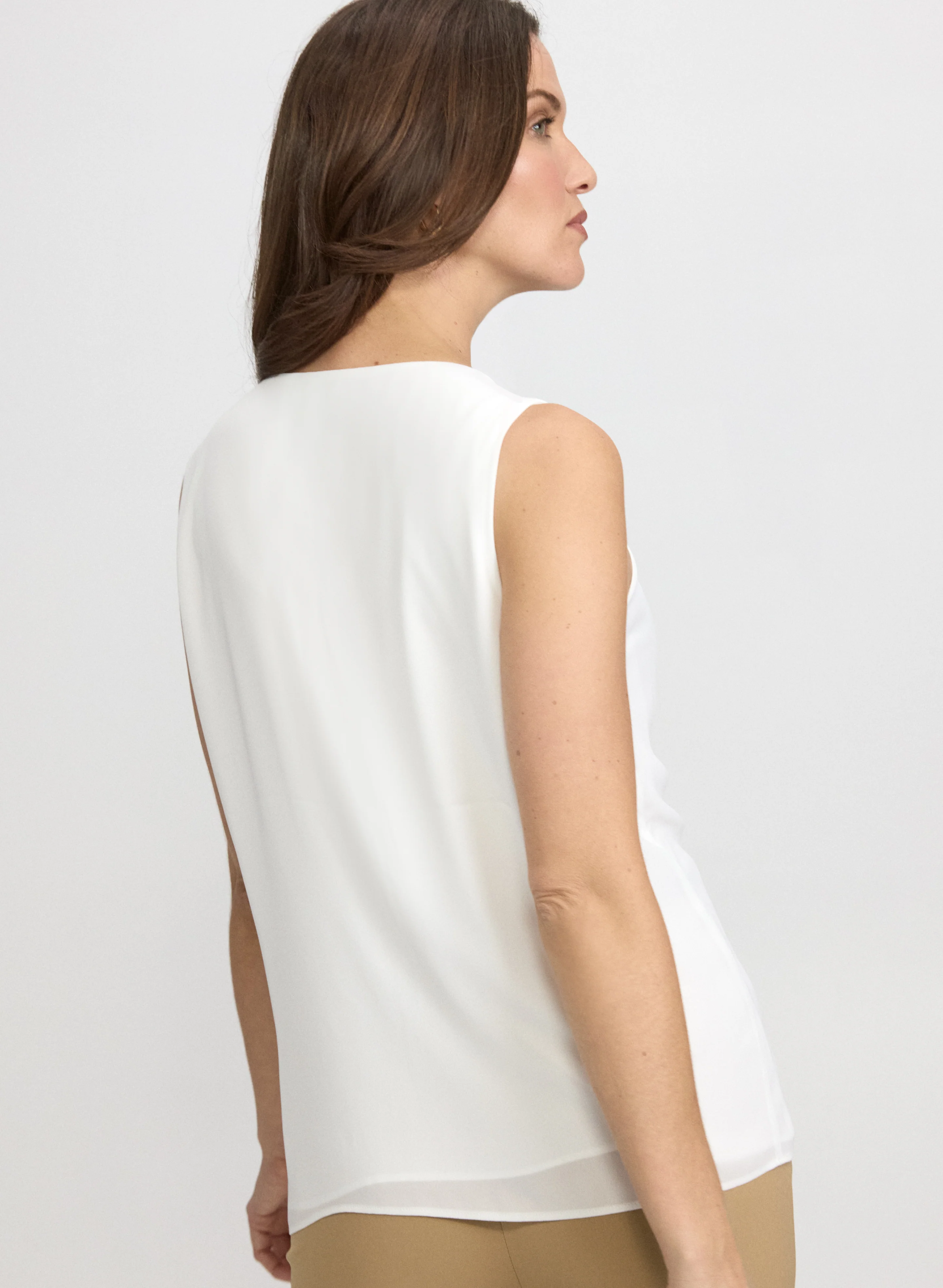 Sleeveless V-Neck Blouse - Image 5